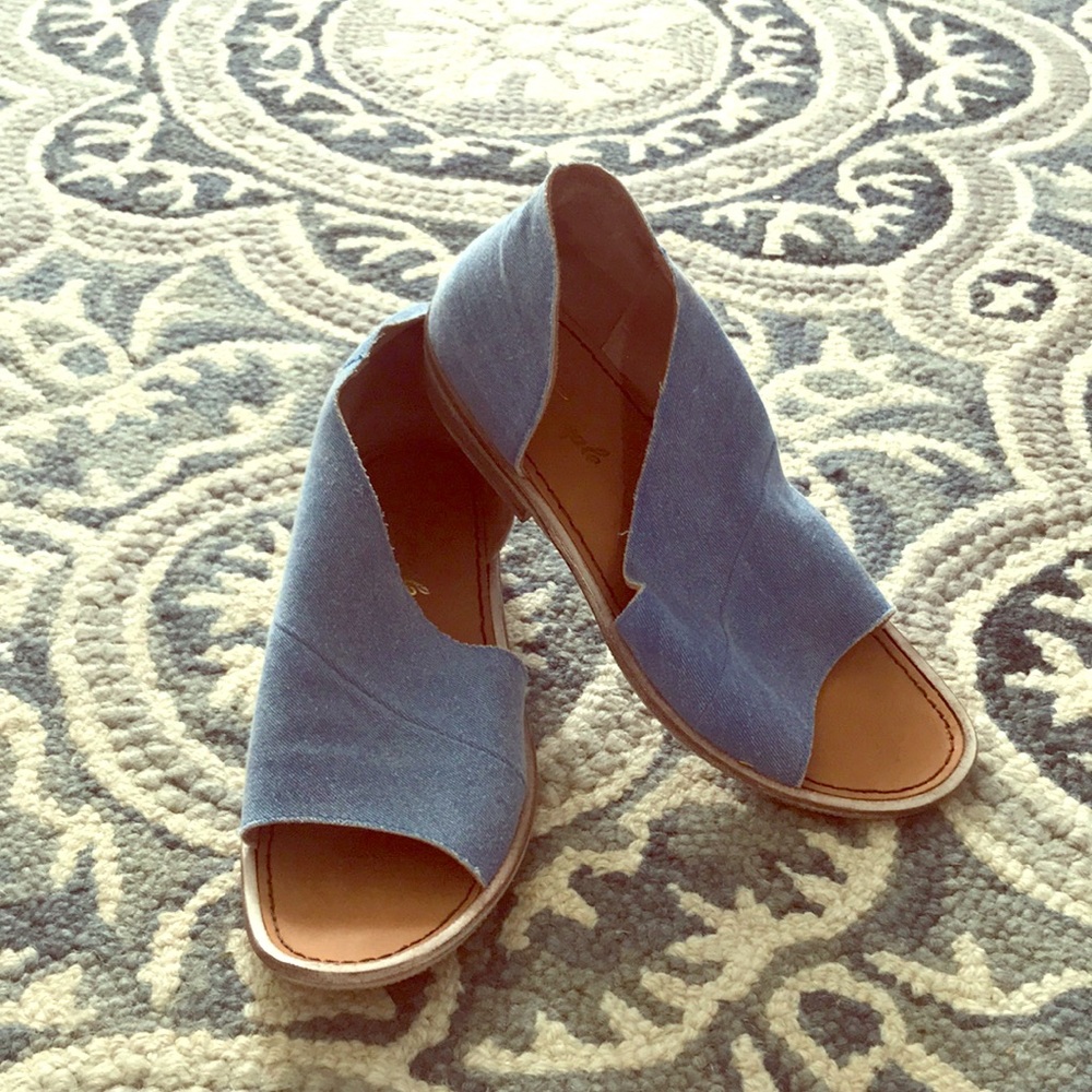 Free people open toe flats